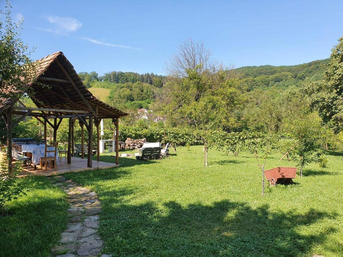 Valchid Guest House Exterior photo
